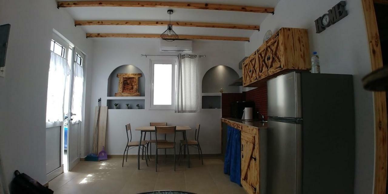 Beautiful House Of Leilighet Psinthos